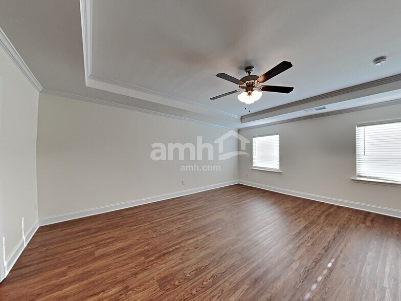 Building Photo - 146 Havenbrook Dr