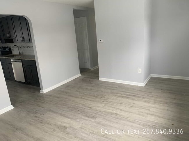 Building Photo - 18 Armor Ct