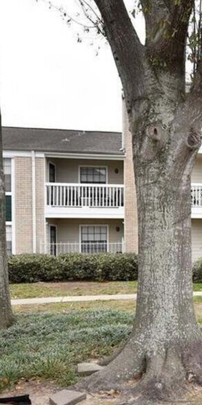 Building Photo - 12660 Ashford Point Dr