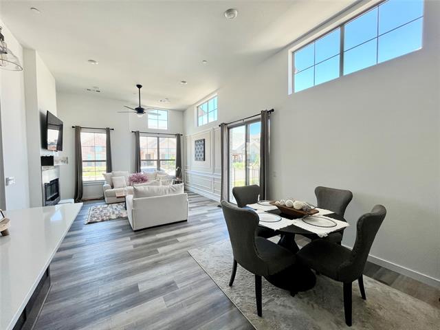 Building Photo - 2621 Chablis Dr