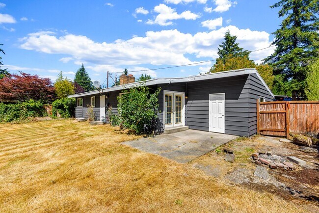Building Photo - 19404 74th Ave W