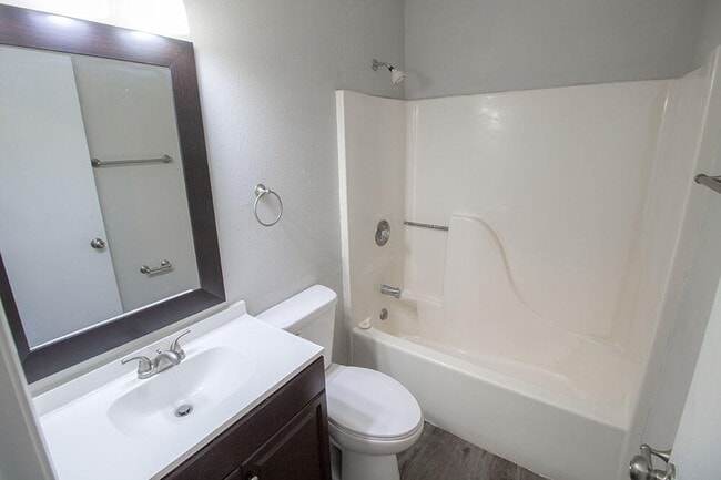 Building Photo - 3510 Forum Blvd