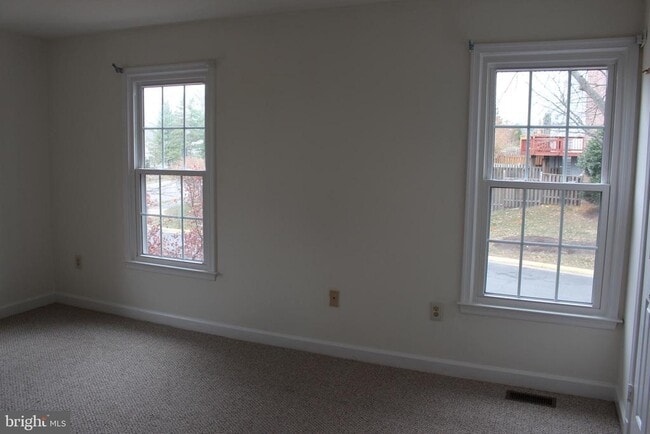 Building Photo - 5900 Wescott Hills Way