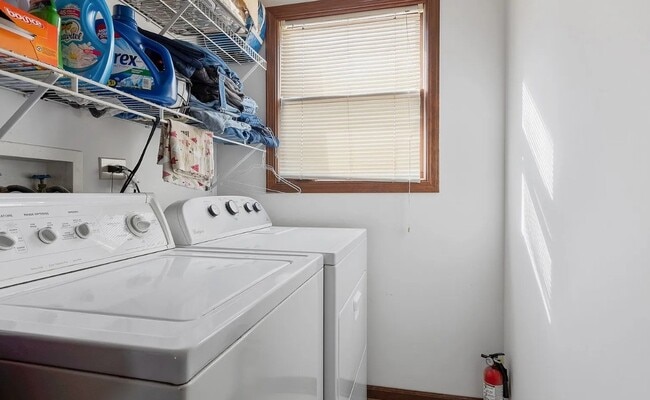 Building Photo - 2311 Messines Ridge Ct