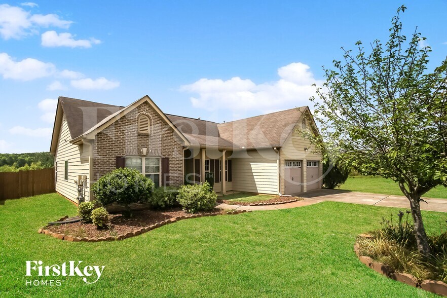 Building Photo - 23 Hamilton Blvd NW