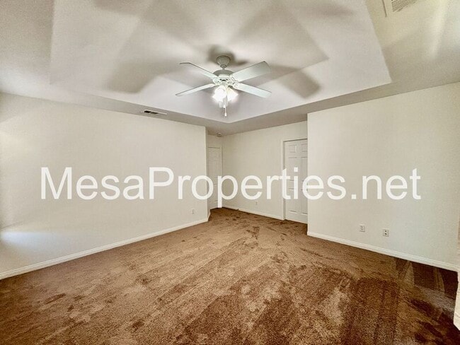 Building Photo - 15976 Elkins St