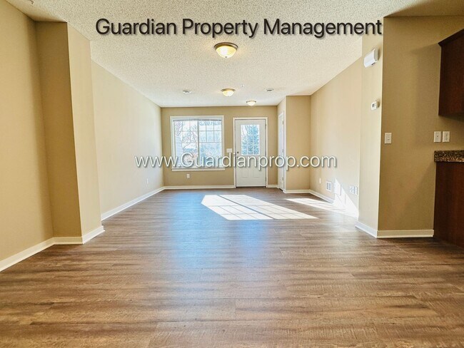 Building Photo - 9909 Vera Cruz Ln