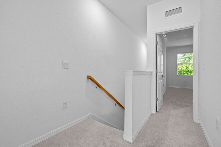 Building Photo - 12568 Westhaven Way