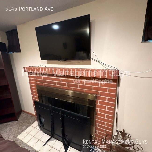 Building Photo - 5145 Portland Ave