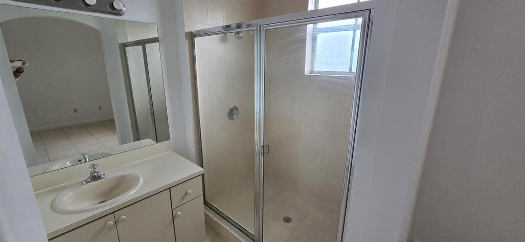 Building Photo - 4942 Leeward Ln