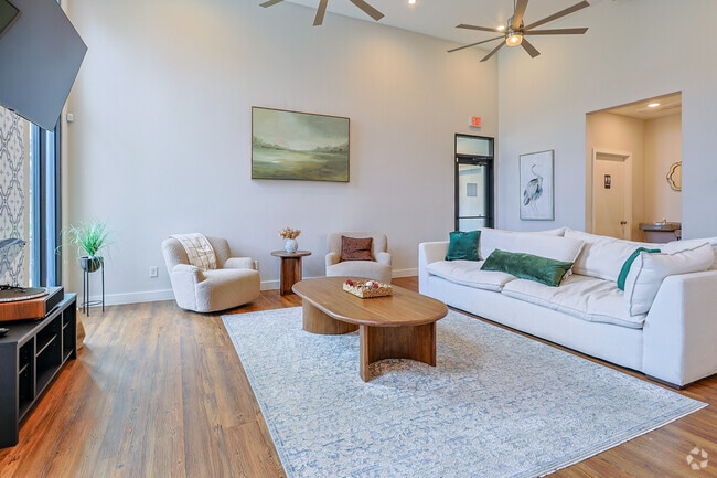 Clubroom - The Fielder