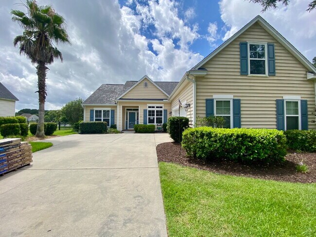 Primary Photo - Spacious Four Bedroom Home w/ Oversized Fe...