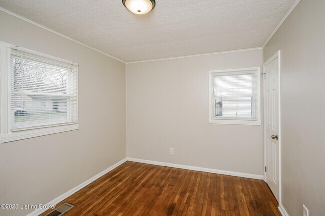 Building Photo - 315 N 36th St