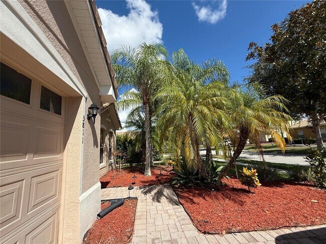 Building Photo - 3811 Eagle Isle Cir