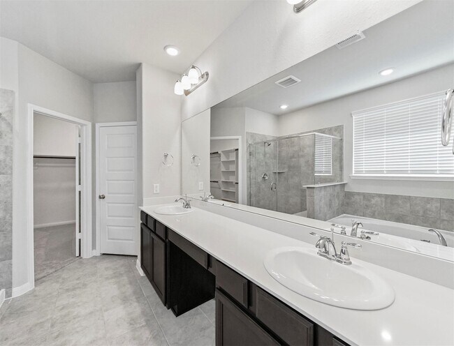 Building Photo - 6618 River Cherwell Ct