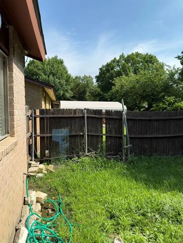 Building Photo - 1606 Dove Dr