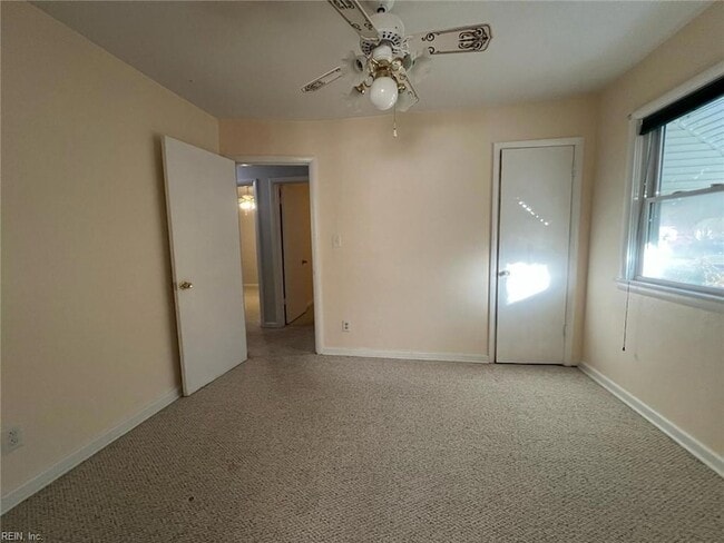 Building Photo - 4556 Dora Cir