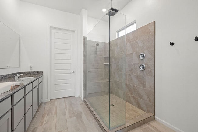 Building Photo - 17617 S Ridgerunner Dr