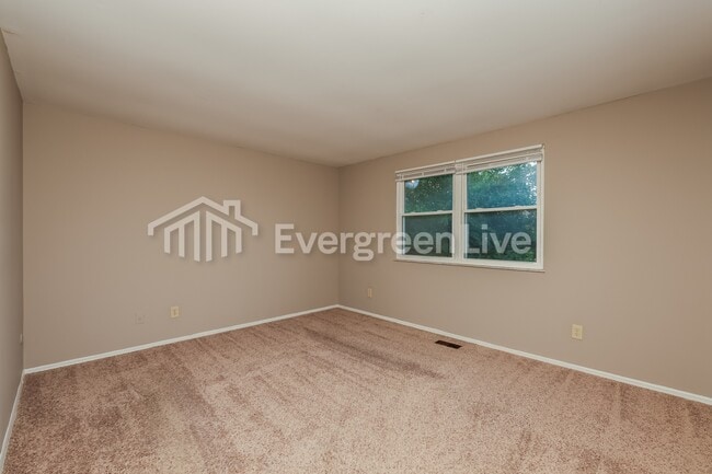 Building Photo - 7757 Mt Hood