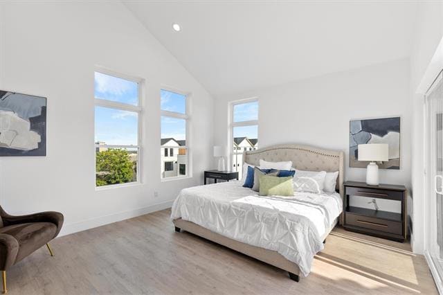 Building Photo - 727 W 10th St