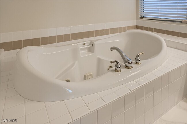 Building Photo - 3625 Alcantara Ln