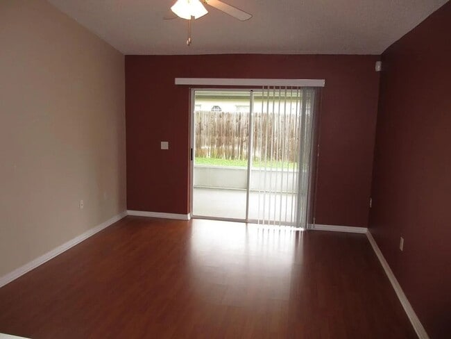Building Photo - 4754 Willamette Cir
