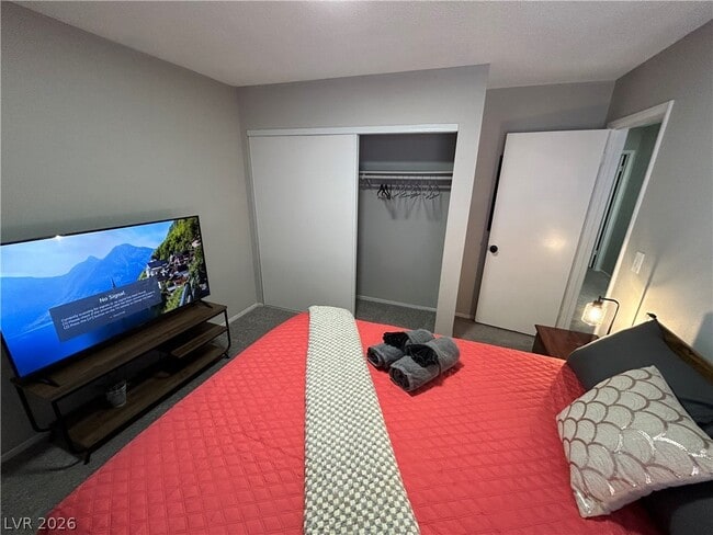 Building Photo - 4458 Del Oro Dr