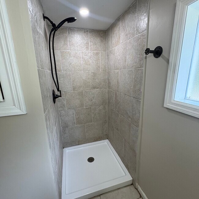 Building Photo - 4202 Whitlock St