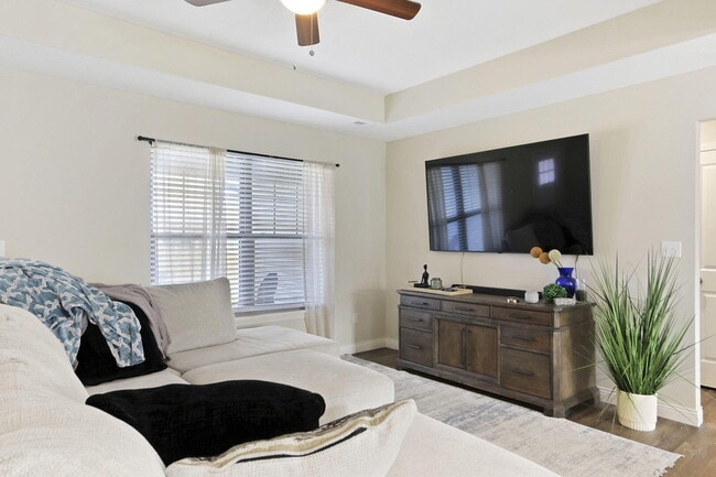 Building Photo - 5524 Sweetgum Cir