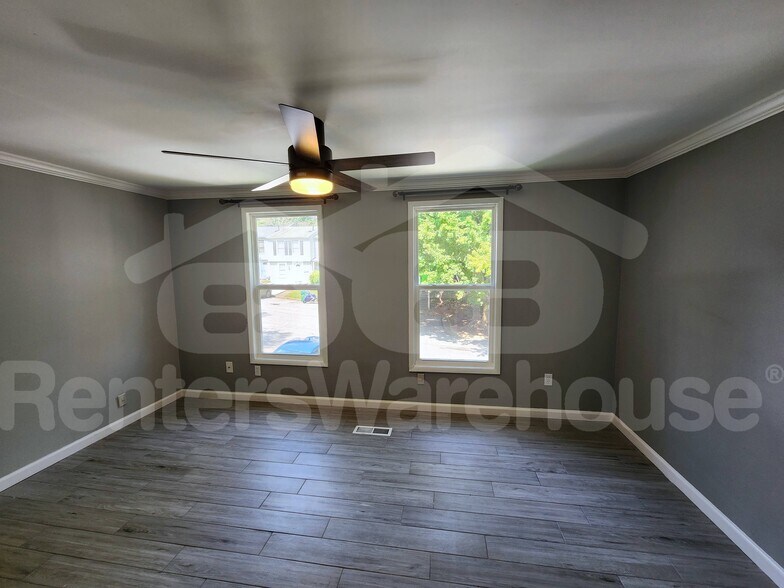 Building Photo - 846 Regal Path Ln