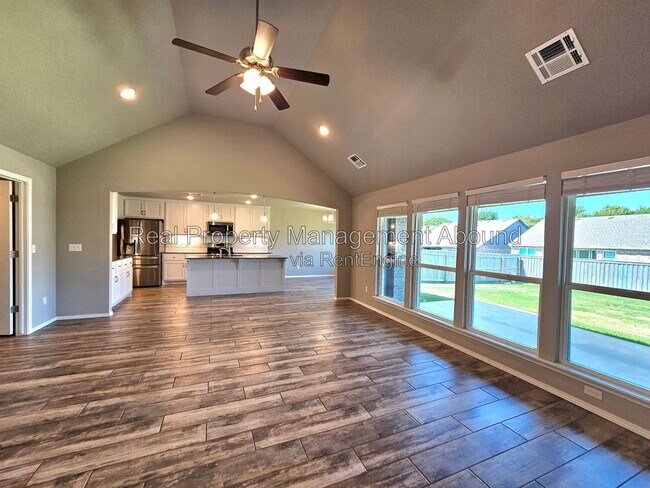 Building Photo - 3706 S 13th Pl