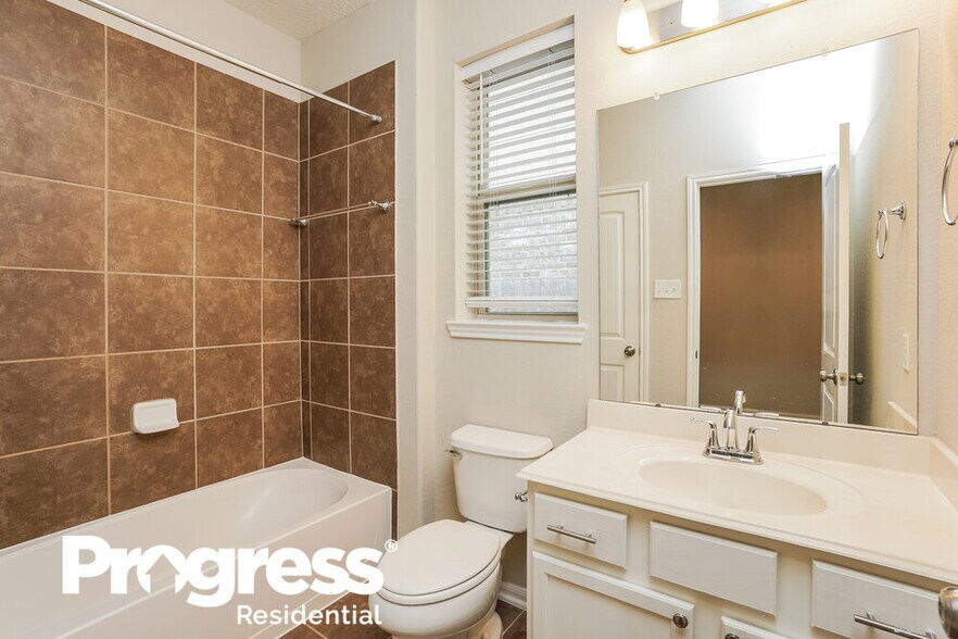 Building Photo - 3214 Bainbridge Hill Ln