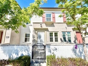 Building Photo - 27417 Georgetown Dr