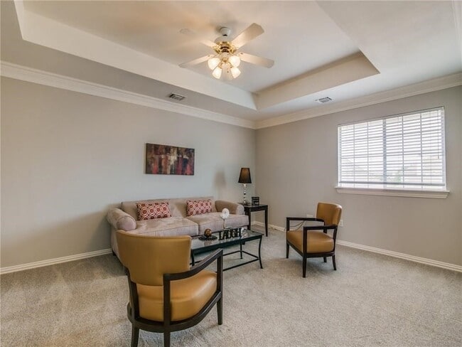 Building Photo - 4425 Cityview Dr