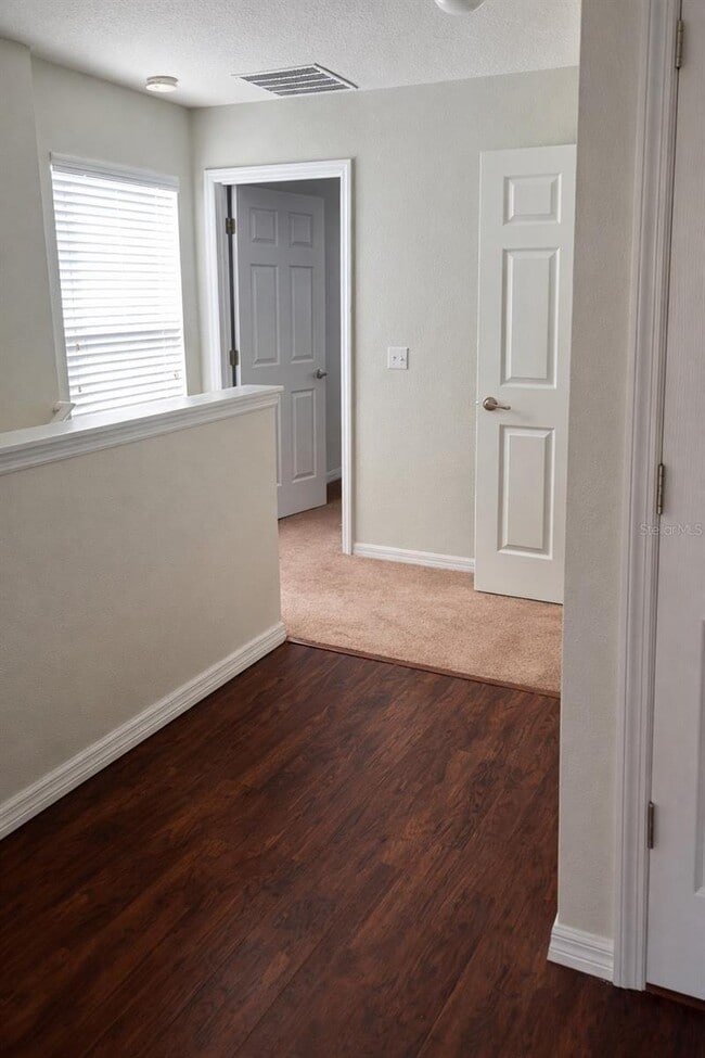 Building Photo - 1525 Cloverbay Ln