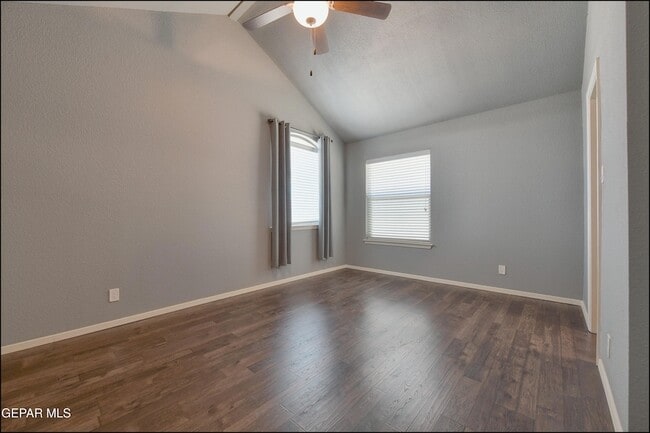 Building Photo - 6560 McFarland Ave