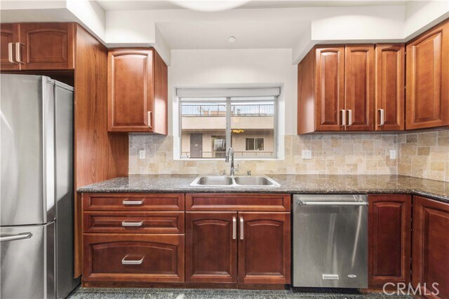 Building Photo - 11218 Camarillo St