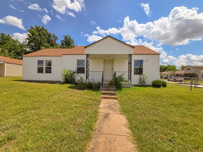 Building Photo - Cute 2 bedroom & 1 bath Home in Shawnee!
