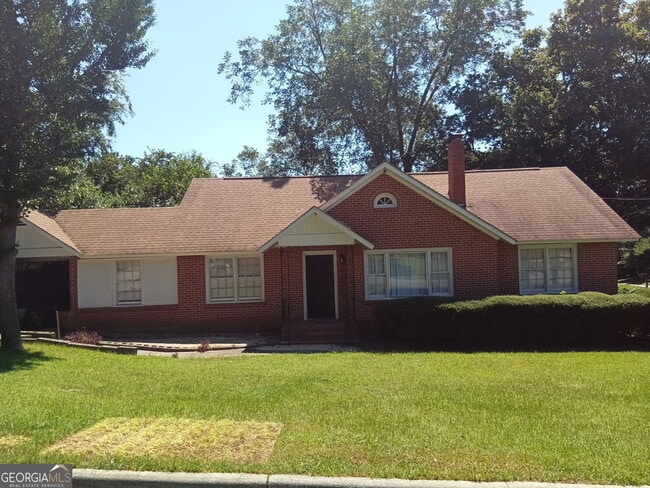 Primary Photo - 1380 Sylvian Dr