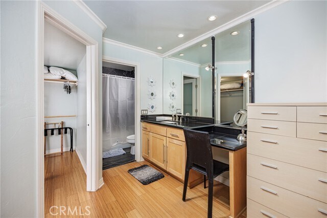 Building Photo - 48 Corniche Dr