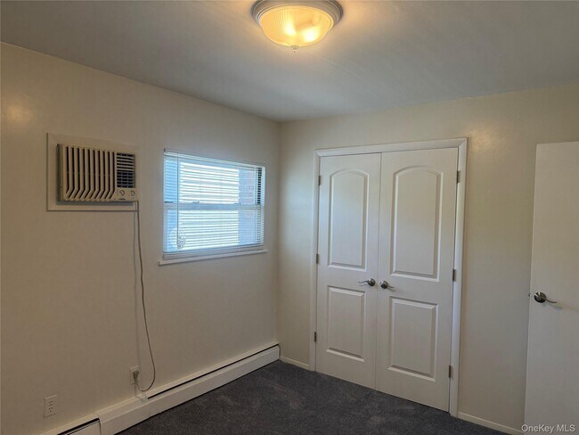 Building Photo - 55 Hickory Rd