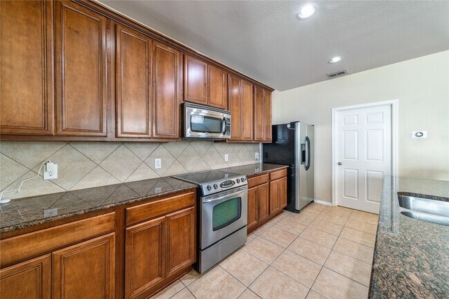 Building Photo - 7416 Coronado Ave