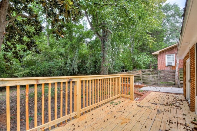 Building Photo - 4 Bed/2 Bath home in 30907 off of Furys Ferry Road