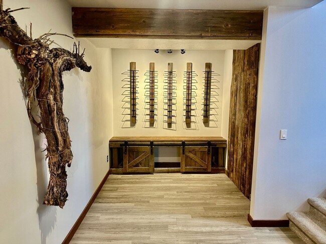 Building Photo - 4409 W Country Hls Ln