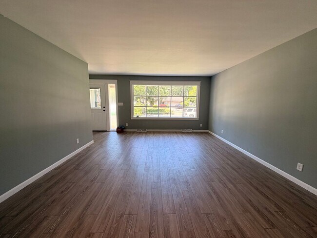 Building Photo - 2538 Berwyck Rd SE