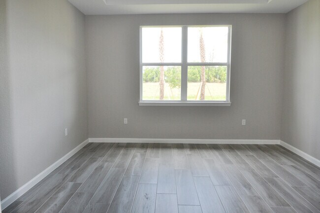 Building Photo - 13609 SW Vermillion Cir
