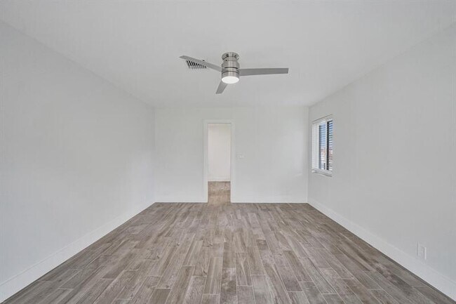 Building Photo - 11600 NW 26th St