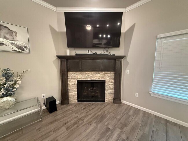 Building Photo - 7712 Windstone Dr