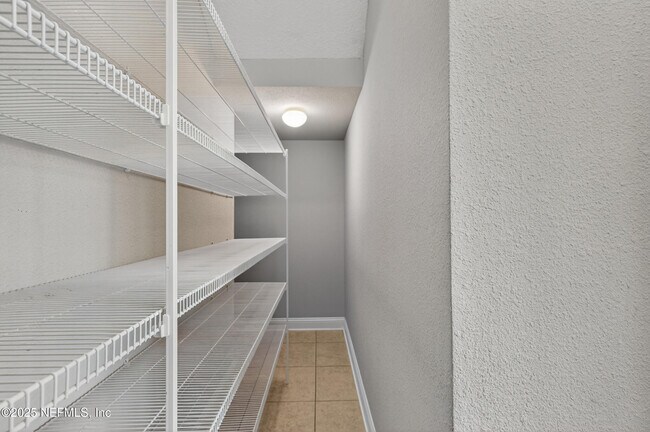 Building Photo - 105 Wye Rd