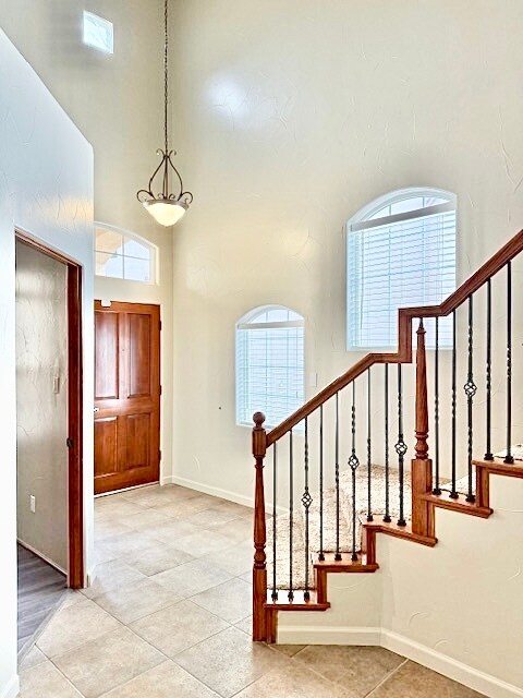 Building Photo - 8724 Cuevita Ct NE